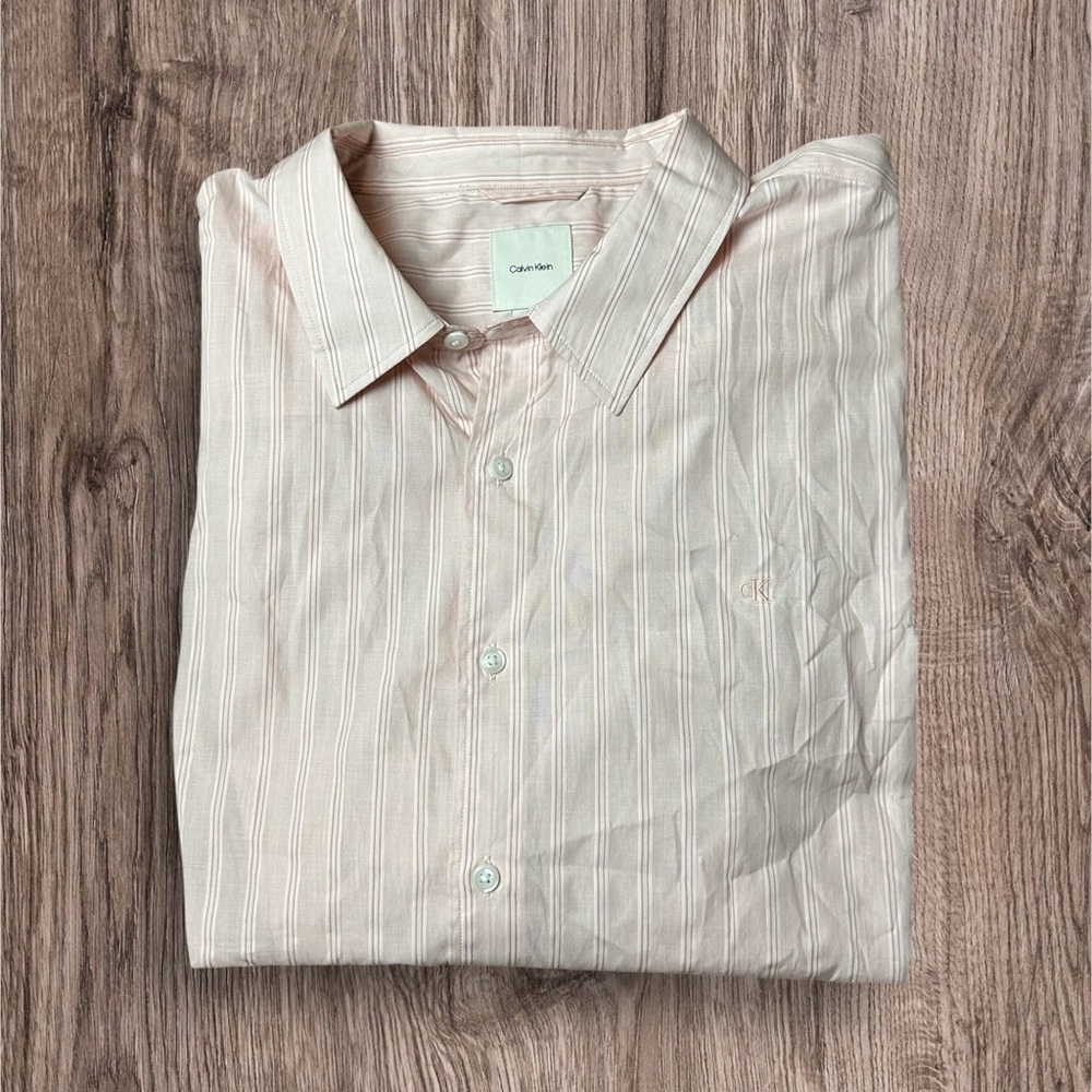 Calvin Klein Men's Light Pink Striped Dress Shirt